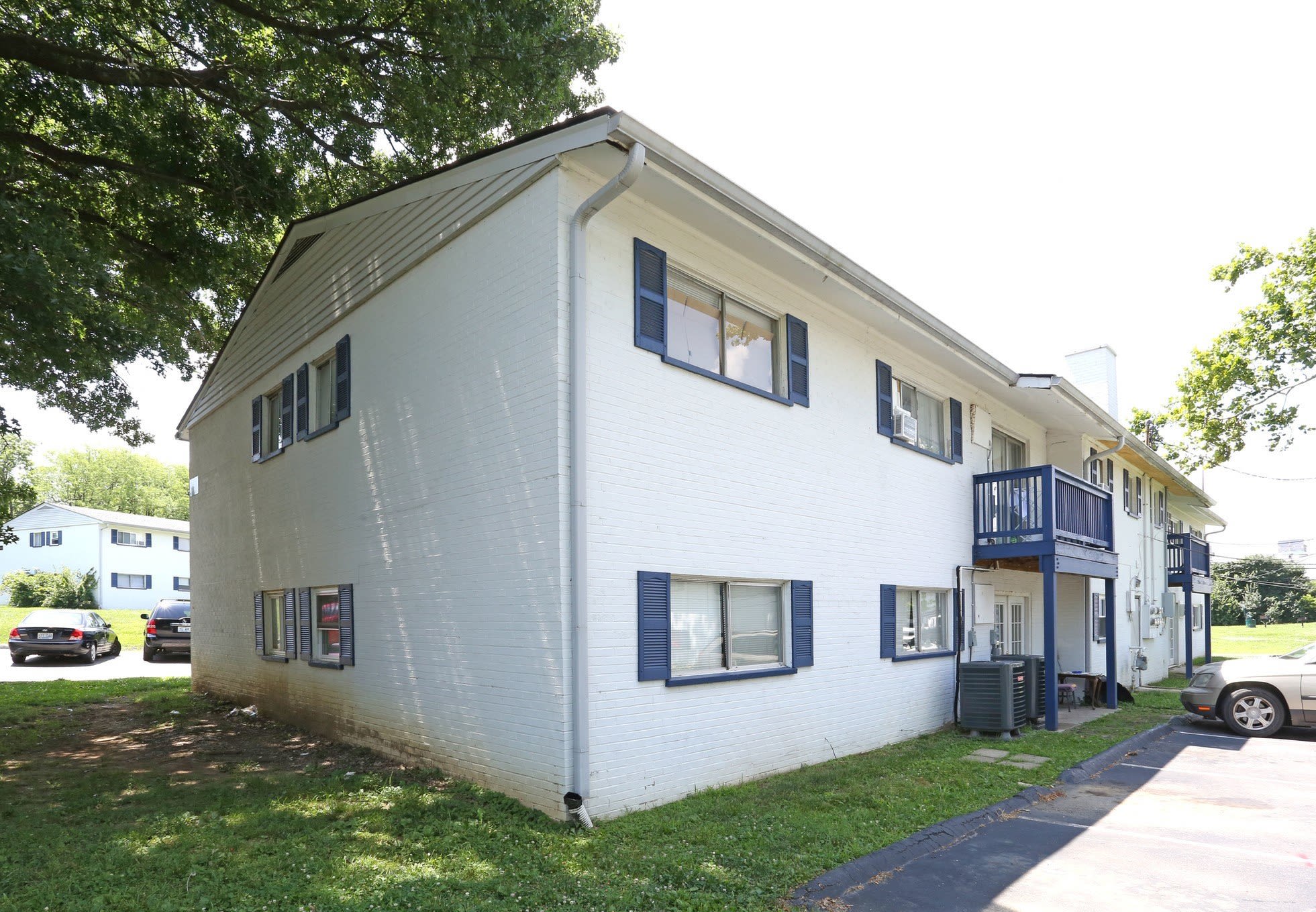 parkway plaza apartments lexington ky 40505