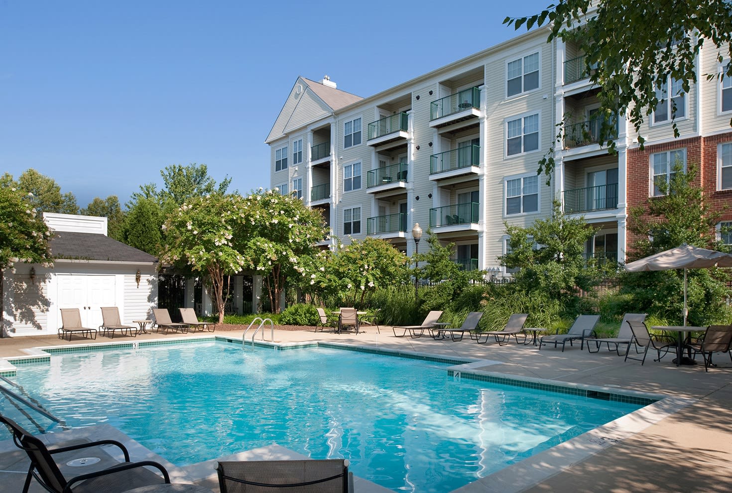 76  Apartments near triangle town mall for Design Ideas