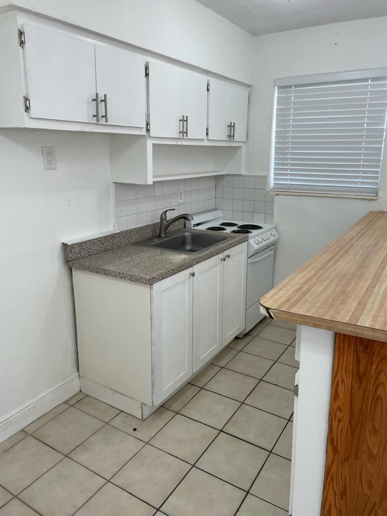 Www Crescenet Tropical Kitchen Cabinets Hialeah Step Inside With Me Welcome To Sofi House An Exclusive Community Of 4 Newly Constructed Hialeah Florida United States For Sale Ft Property Listings For