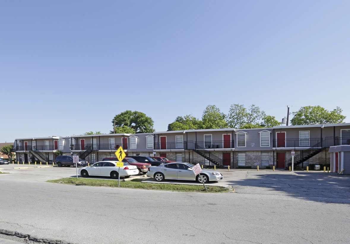 Apartments In Sunnyside Houston Tx See Photos Floor Plans More Apartments In Sunnyside Houston Tx See Photos Floor Plans More