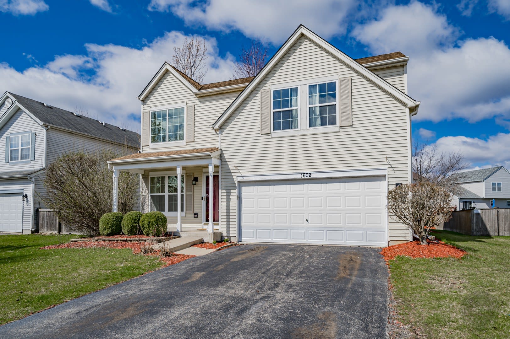 river west apartments joliet Gaston Calkins