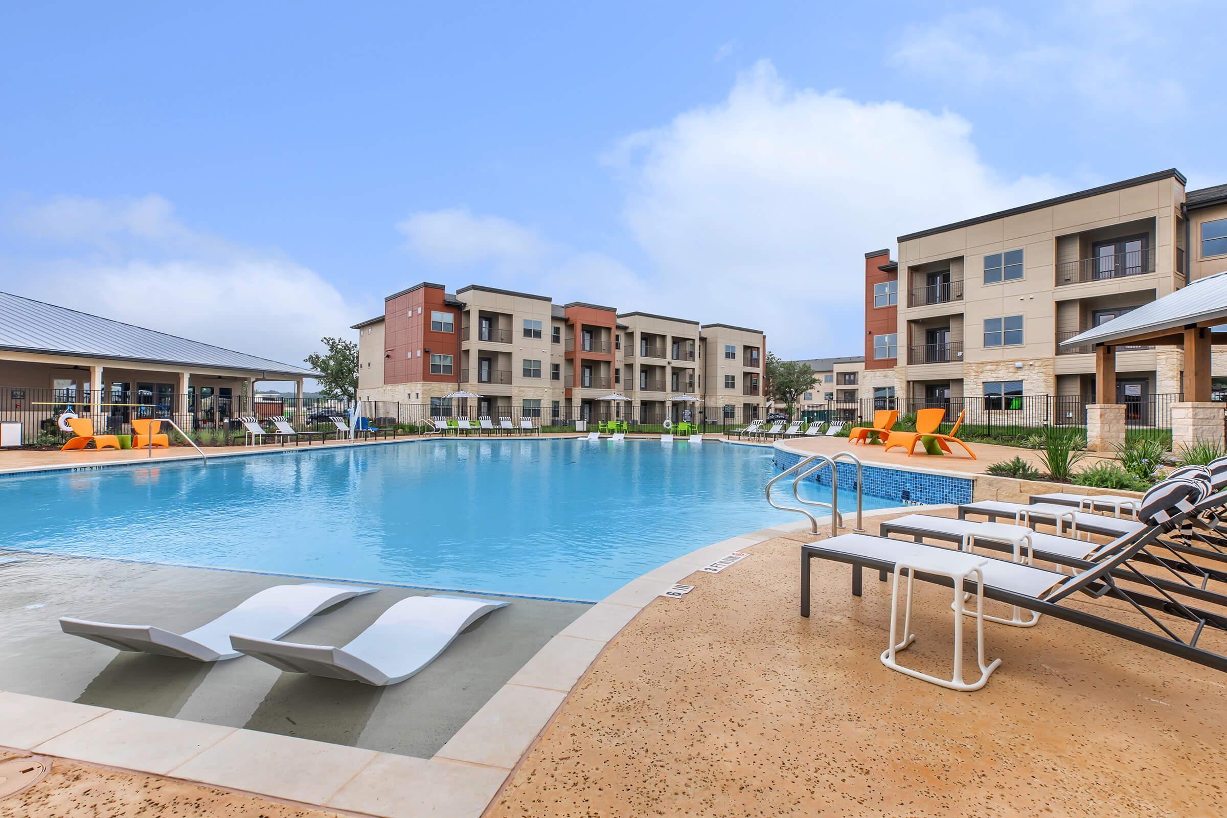 Leander Apartments Benbrook - $999+ for 1 & 2 Bed Apts