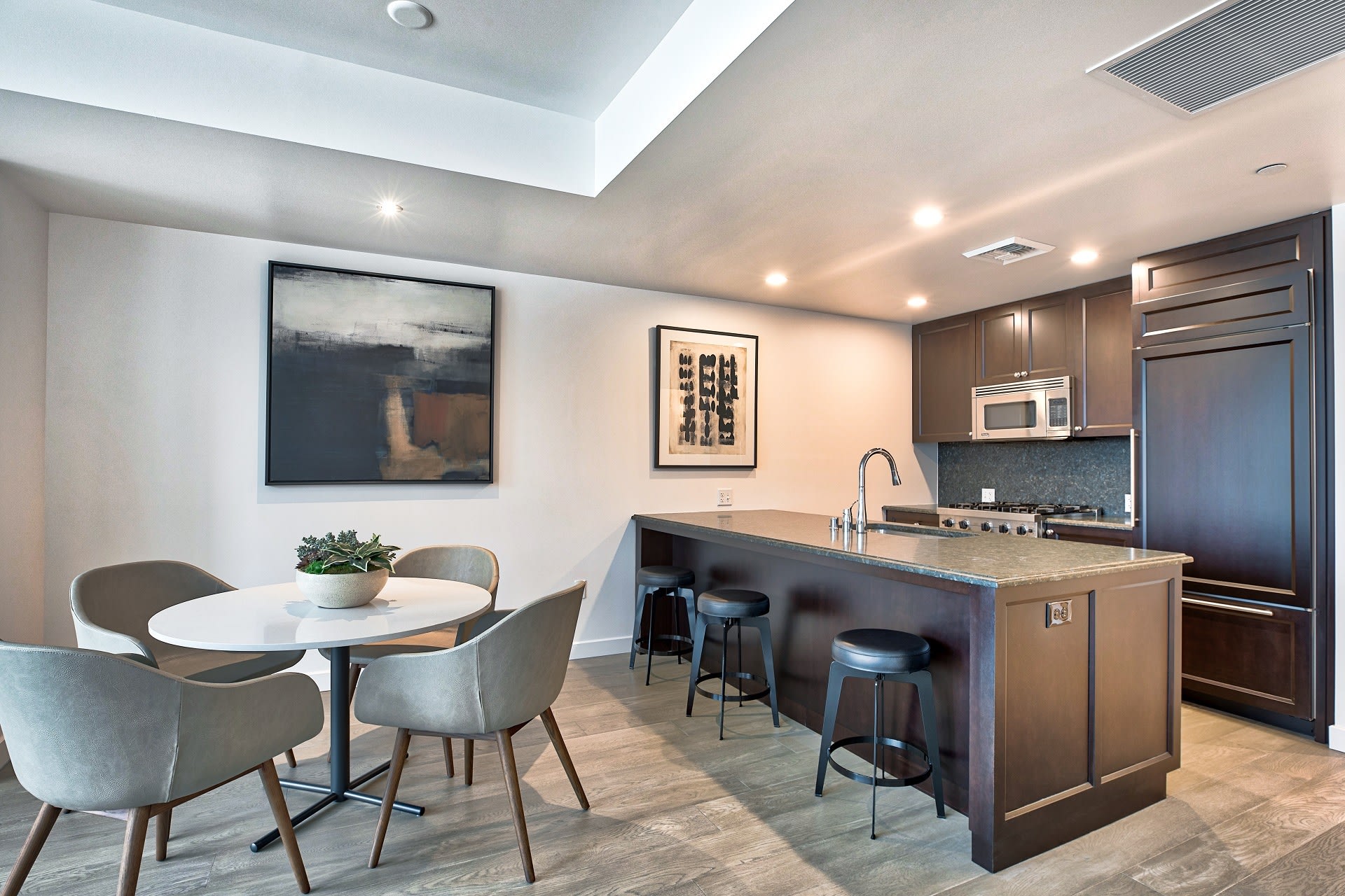 Page 2 - Apartments in Moss Bay, Kirkland, WA (see photos, floor plans &  more)