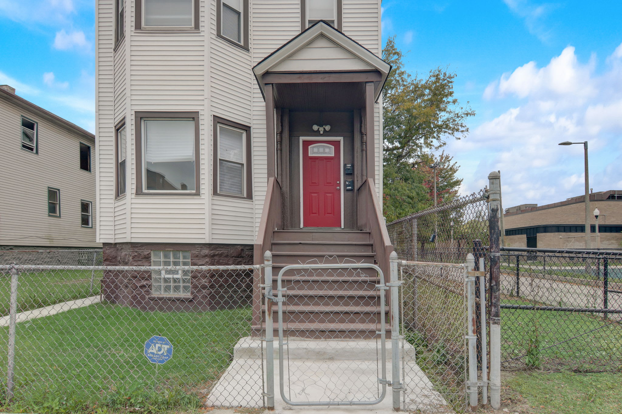 Southwest Side Chicago Apartments for Rent - Chicago, IL