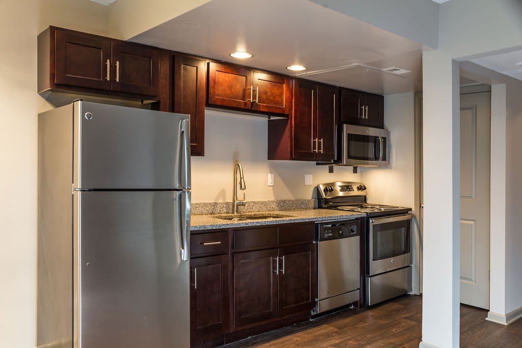 One Bedroom Apartments Louisville Ky / Best 1 Bedroom ...