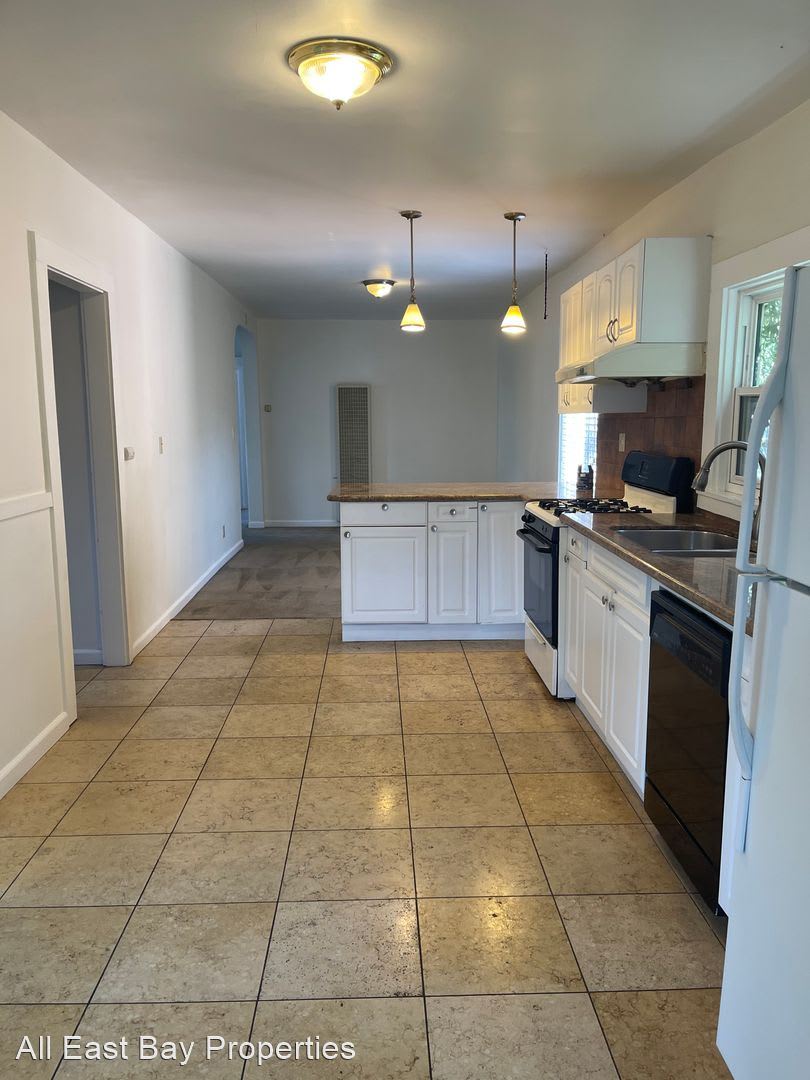 blackberry bistro oakland on 100 Best Apartments For Rent With Balconies In Oakland Ca P 5