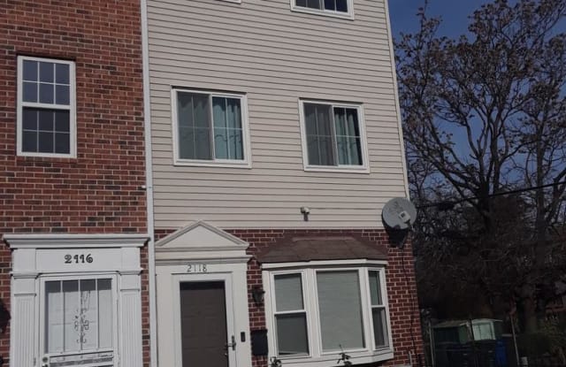 2118 Young St Se Washington Dc Apartments For Rent