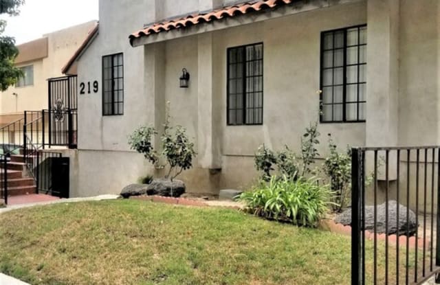 219 N Isabel St Glendale Ca Apartments For Rent