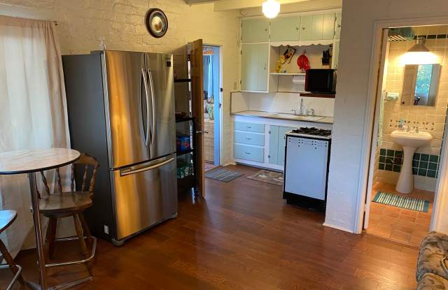 3047 N Santa Rita Avenue Tucson Az Apartments For Rent