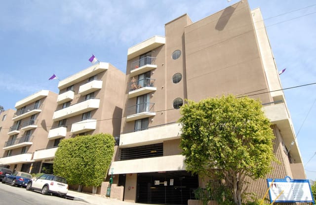 The Pinnacle Apartments Los Angeles Ca Apartments For Rent