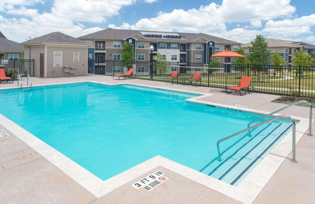 Pointe At Ben White Austin Tx Apartments For Rent