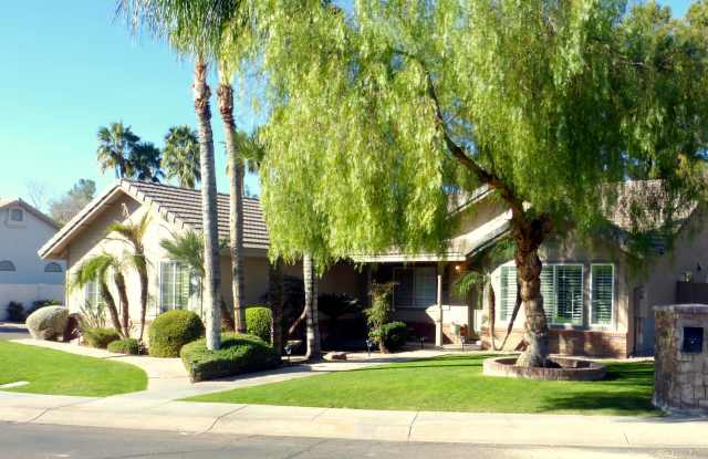 2142 E Marquette Drive Gilbert Az Apartments For Rent