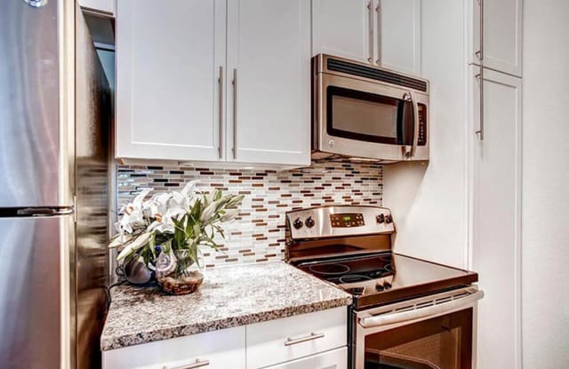 Waterford Cherry Creek Glendale Co Apartments For Rent