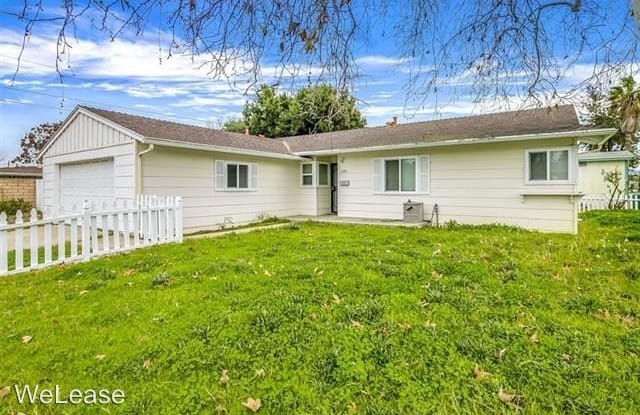 1099 S Johnson Ave El Cajon Ca Apartments For Rent