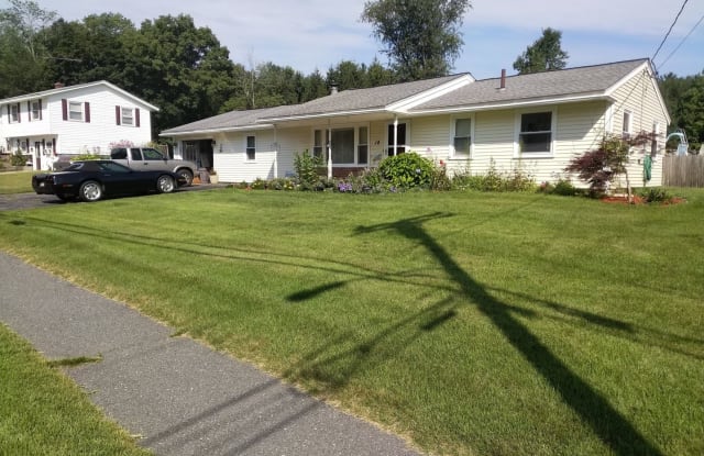 14 Bradford Rd Hudson Ma Apartments For Rent