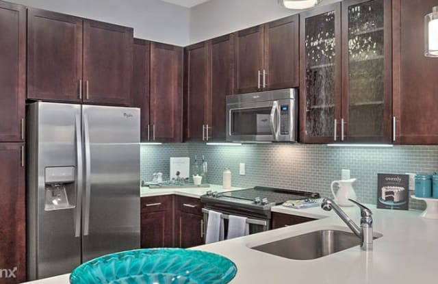 2350 N Fitzhugh Ave Dallas Tx Apartments For Rent