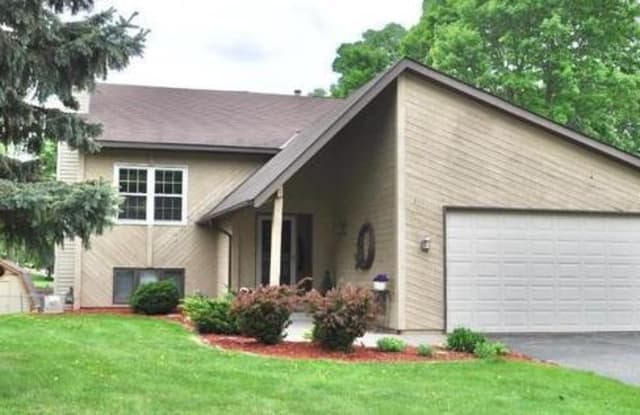 12556 Everton Avenue Apple Valley Mn Apartments For Rent