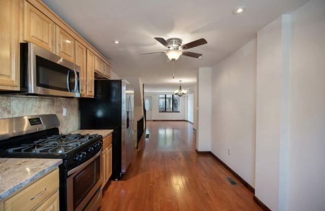 2853 S Sydenham Philadelphia Pa Apartments For Rent