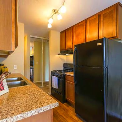 The Miles Uptown Apartments For Rent