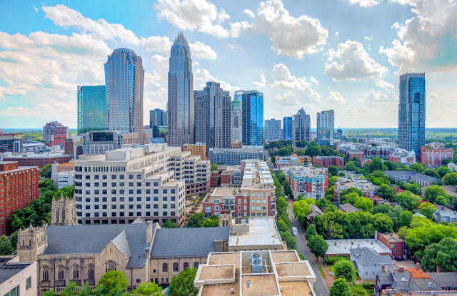 Skyhouse Uptown Charlotte Nc Apartments For Rent