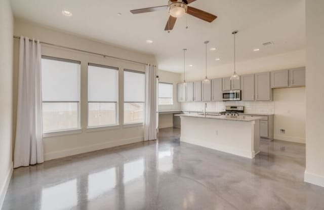 8922 Menchaca Road Austin Tx Apartments For Rent