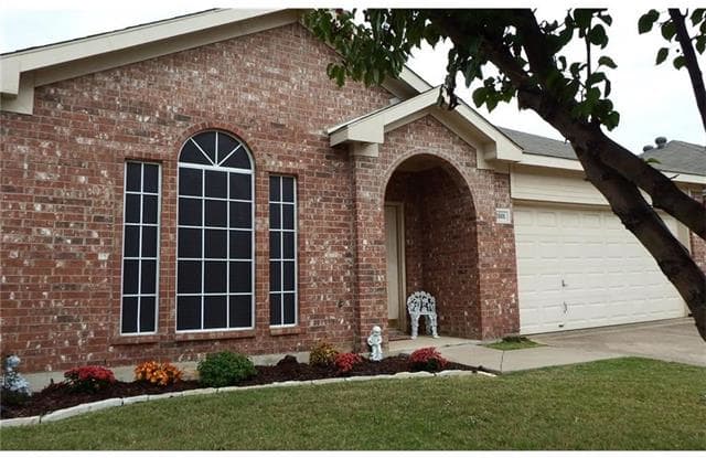 3501 Cripple Creek Trail Fort Worth Tx Apartments For Rent