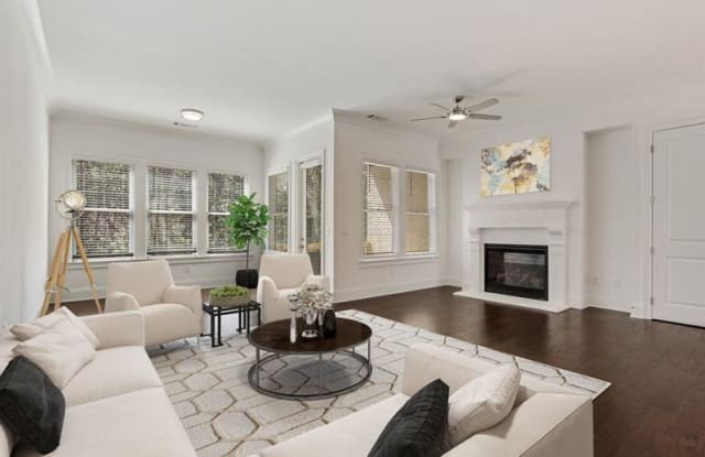 6374 Lucent Lane Sandy Springs Ga Apartments For Rent