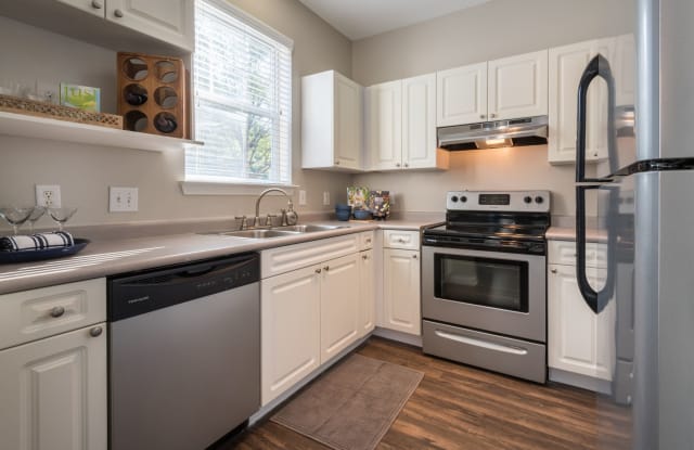 Wakefield Glen Raleigh Nc Apartments For Rent