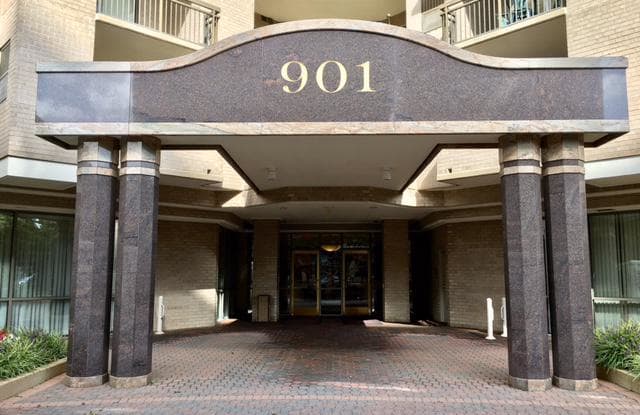 901 MONROE STREET - Arlington, VA apartments for rent