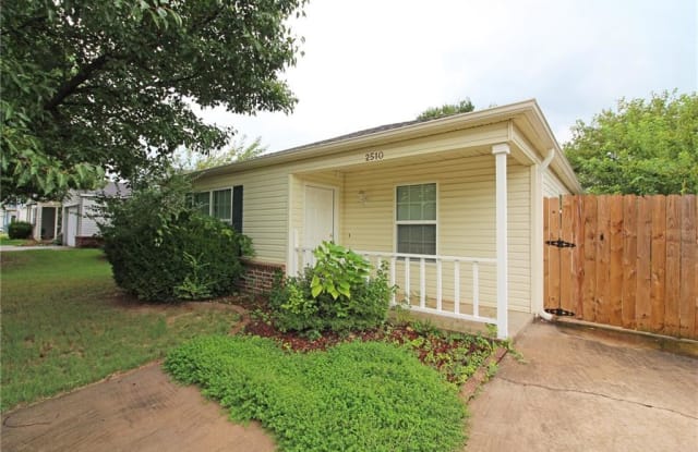 2510 Se 4th St Bentonville Ar Apartments For Rent