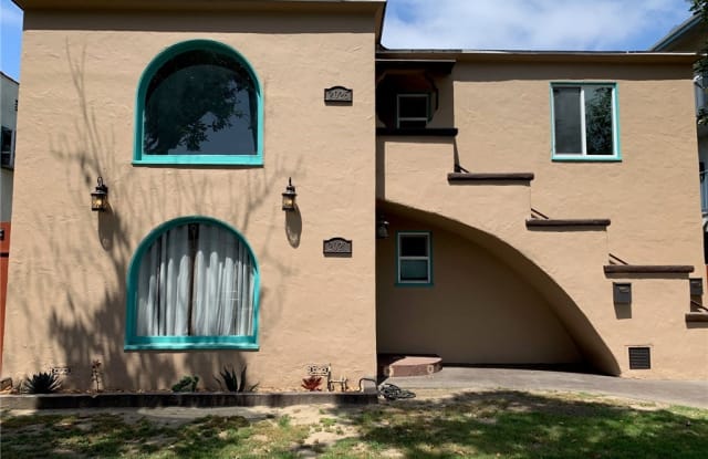 2021 Chestnut Avenue Long Beach Ca Apartments For Rent