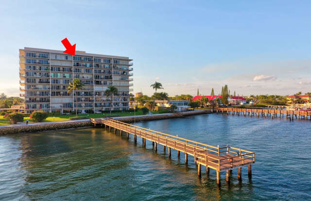 3040 Lake Shore Drive Riviera Beach Fl Apartments For Rent