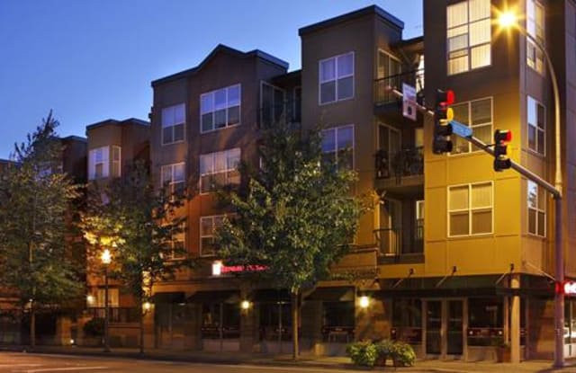 Avalon Parcsquare Redmond Wa Apartments For Rent