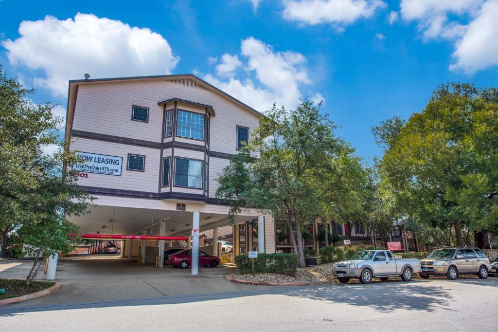 Midtown Commons At Crestview Station Austin Tx Apartments For Rent