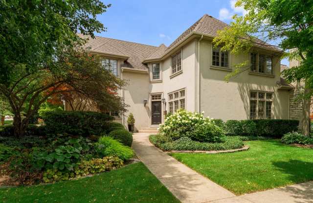 441 East Walnut Street Hinsdale Il Apartments For Rent