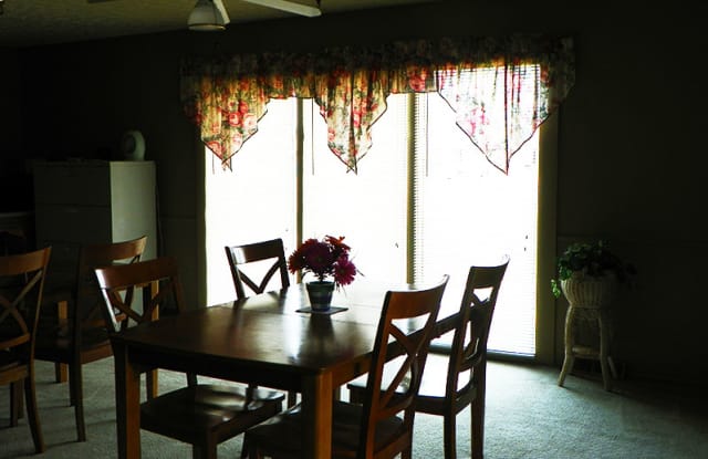 Meadowbrook North Wabash In Apartments For Rent