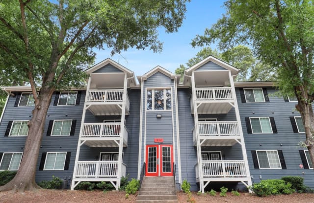 1800 At Barrett Lakes Kennesaw Ga Apartments For Rent