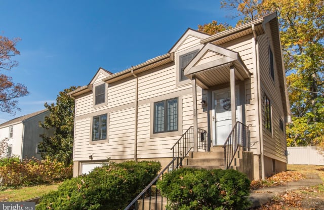 39 Eastwood Road Berwyn Pa Apartments For Rent