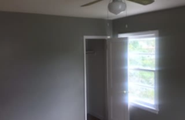 7430 7432 Arleta Blvd Kansas City Mo Apartments For Rent