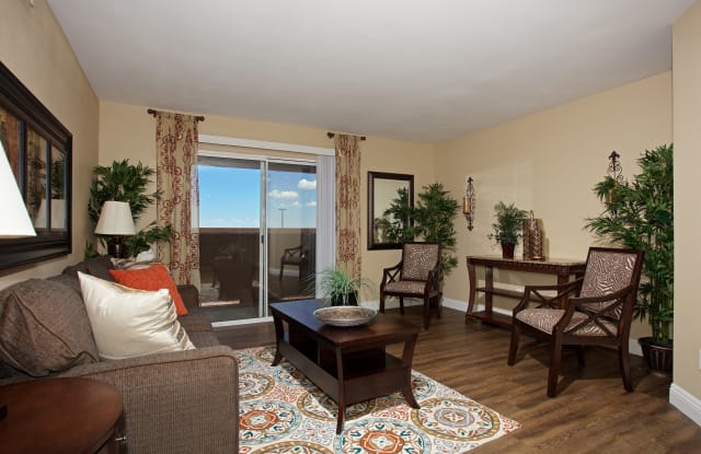 Dolce By The Lakes Las Vegas Nv Apartments For Rent