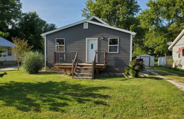 126 Moschel St East Peoria Il Apartments For Rent
