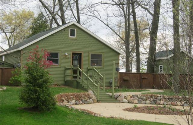 8923 E Gull Lake Drive South Gull Lake Mi Apartments For Rent
