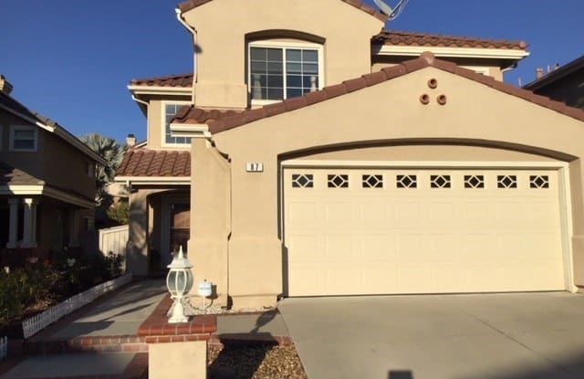 87 Carriage Drive Lake Forest Ca Apartments For Rent