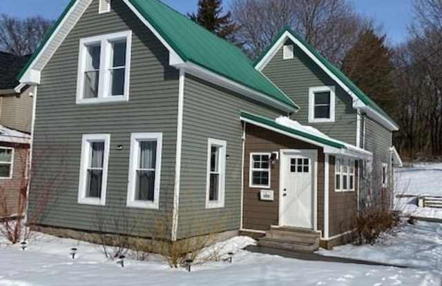 326 North Clinton Street Carthage Ny Apartments For Rent