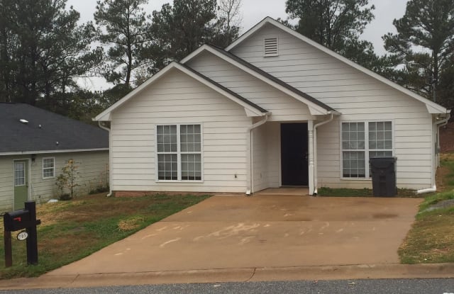 705 Pine Hill Ct Phenix City Al Apartments For Rent