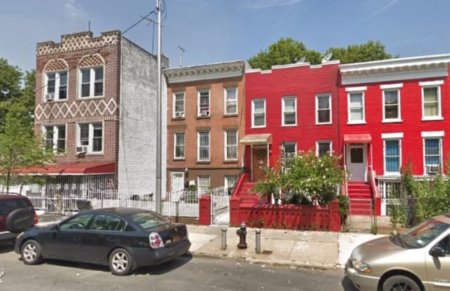 71 Truxton St
