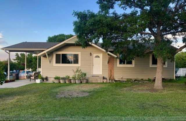 1123 Hannaford Street Helena Mt Apartments For Rent