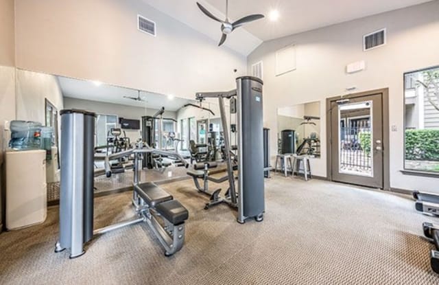 Hillside Creek Austin Tx Apartments For Rent