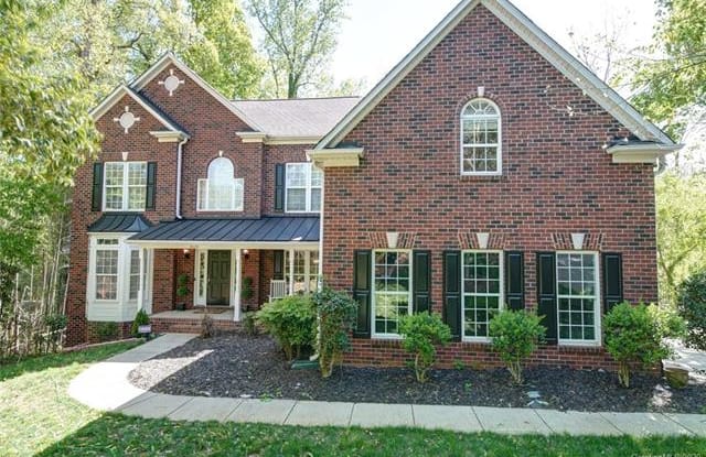 2420 Runnymede Lane Charlotte Nc Apartments For Rent
