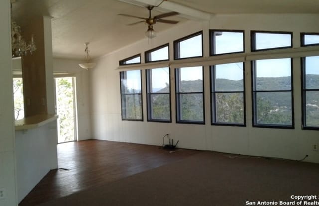 255 Distant View Dr